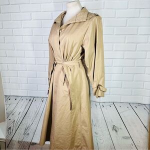 Vintage Townhouse Tan Belted Long Trench Coat - Size 8